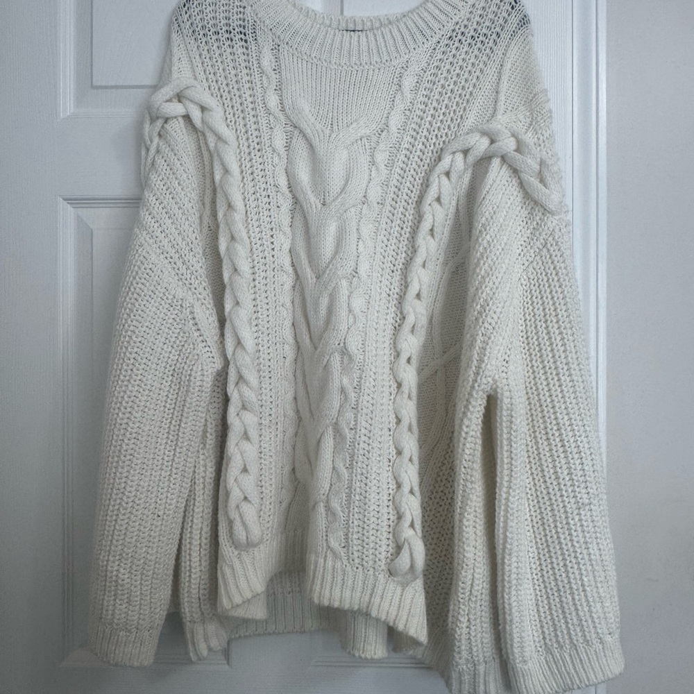 H&M Cream Cable Knit Sweater